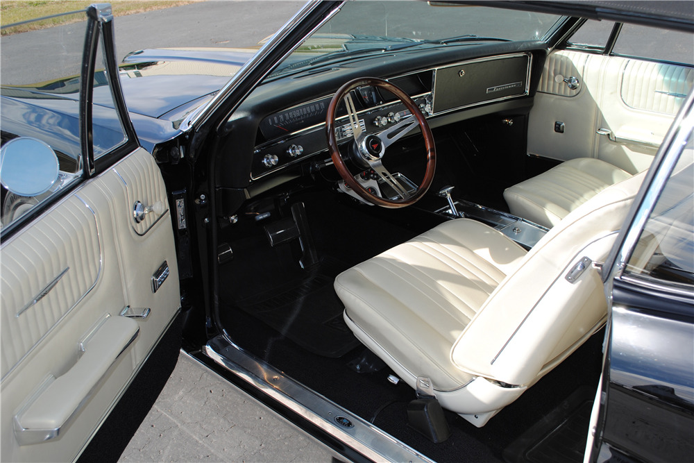 1967-pontiac-parisienne-convertible-interior-212661