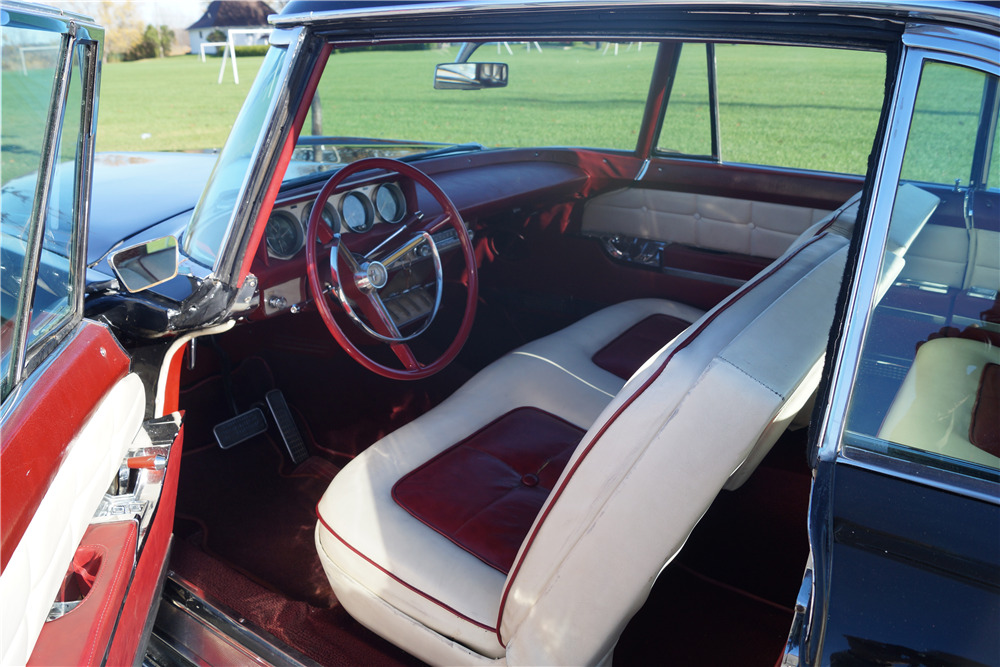 1956 LINCOLN CONTINENTAL MARK II - Interior - 212711