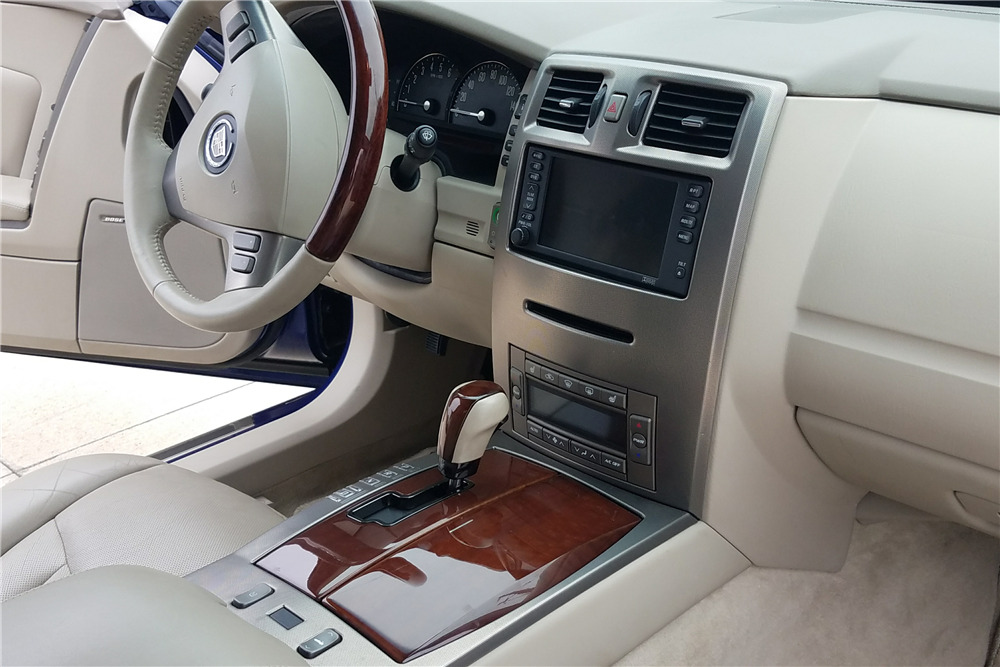 2006 CADILLAC XLR CONVERTIBLE - Interior - 212882