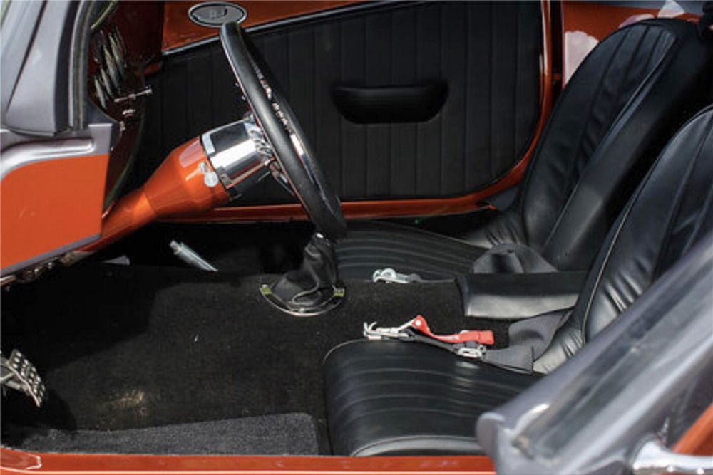 1933 FORD 3 WINDOW CUSTOM COUPE - Interior - 212895