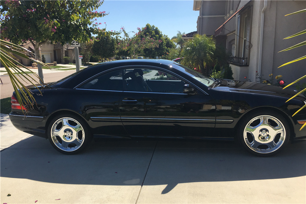 2002 MERCEDESBENZ CL55 AMG Side Profile 213003