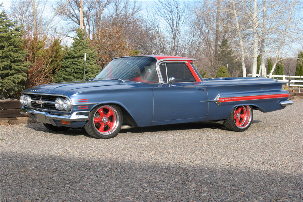 1960 CHEVROLET EL CAMINO CUSTOM PICKUP - Front 3/4 - 213031
