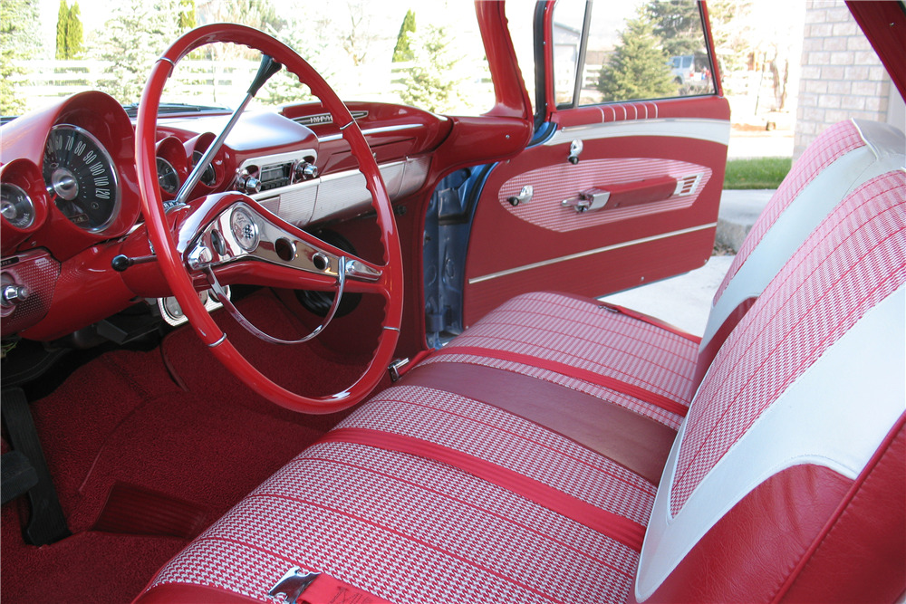 1960 CHEVROLET EL CAMINO CUSTOM PICKUP - Interior - 213031