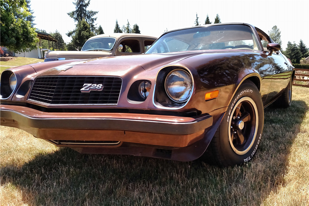 1977 CHEVROLET CAMARO Z/28 - Front 3/4 - 213037