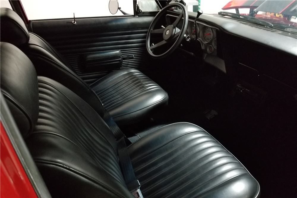 1971 CHEVROLET NOVA - Interior - 213038