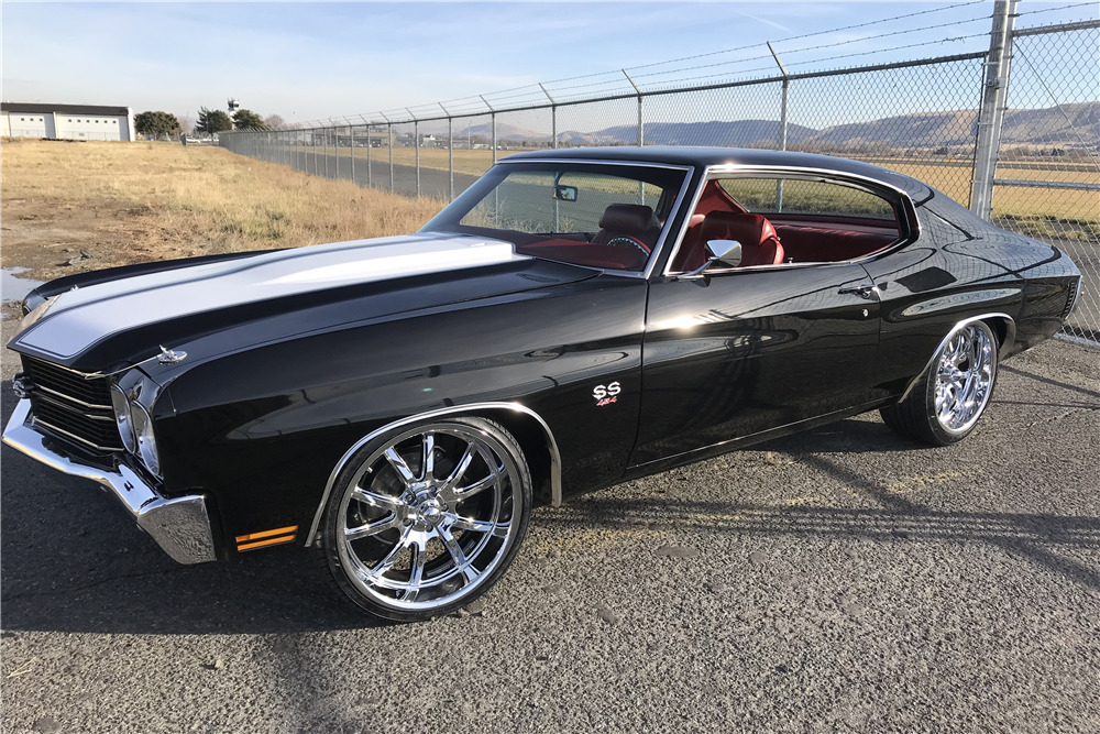 1970 CHEVROLET CHEVELLE CUSTOM COUPE213115 Sold* at 