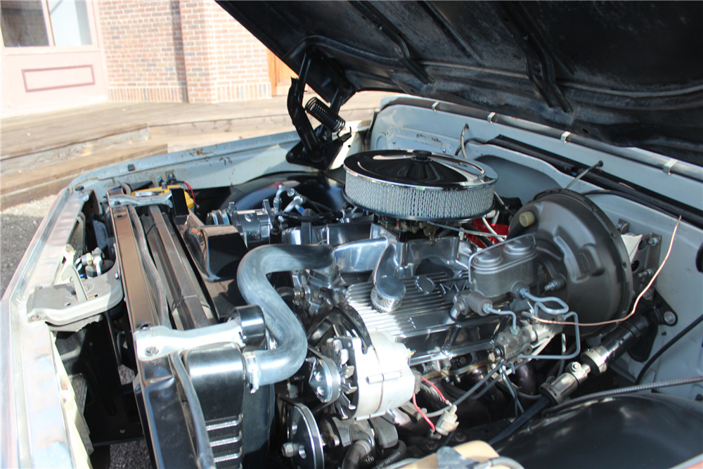 1970 CHEVROLET C10 CUSTOM PICKUP - Engine - 213118