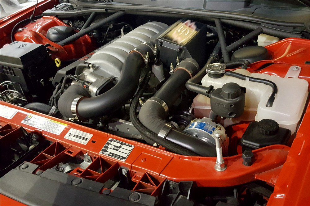 2009 DODGE CHALLENGER R/T HEMI - Engine - 213229