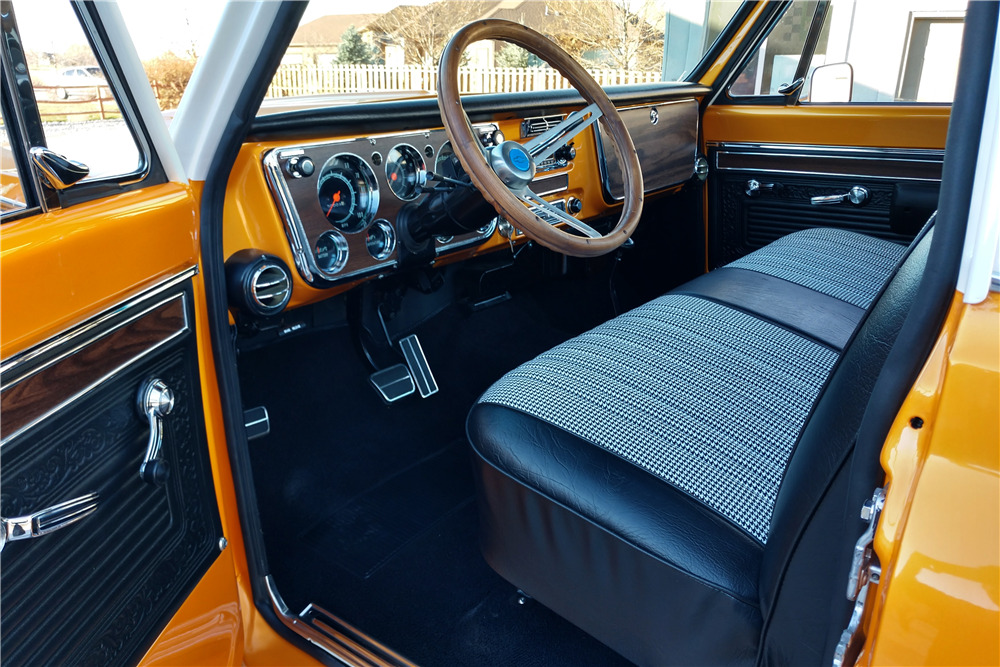 1971 CHEVROLET K10 CUSTOM PICKUP - Interior - 213291