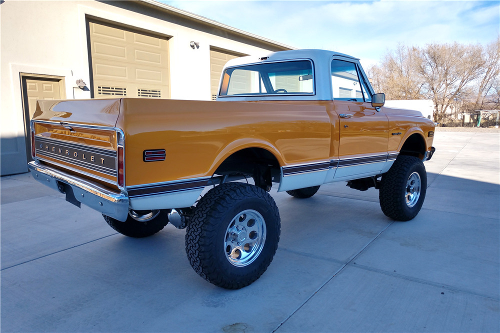 1971 CHEVROLET K10 CUSTOM PICKUP - Rear 3/4 - 213291