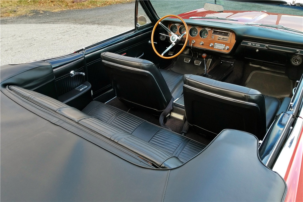 1966 PONTIAC GTO CONVERTIBLE - Interior - 213345