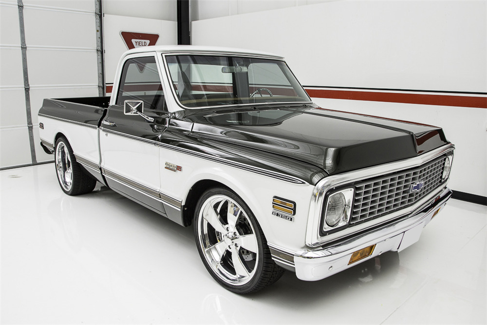 1971 CHEVROLET CHEYENNE SUPER 10 PICKUP - Front 3/4 - 213402
