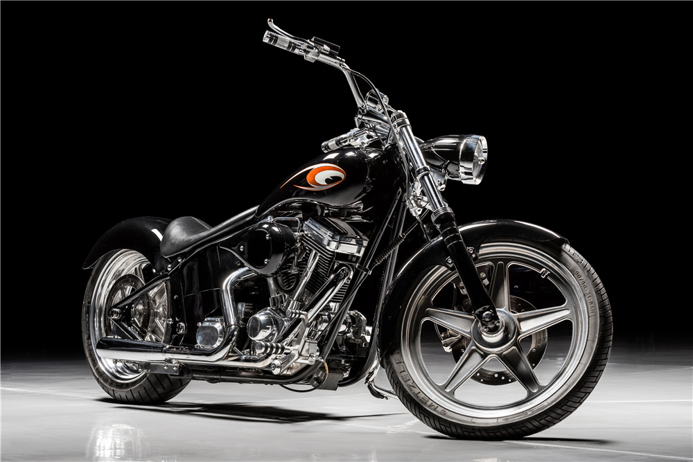 1997 CUSTOM MOTORCYCLE - Front 3/4 - 213421