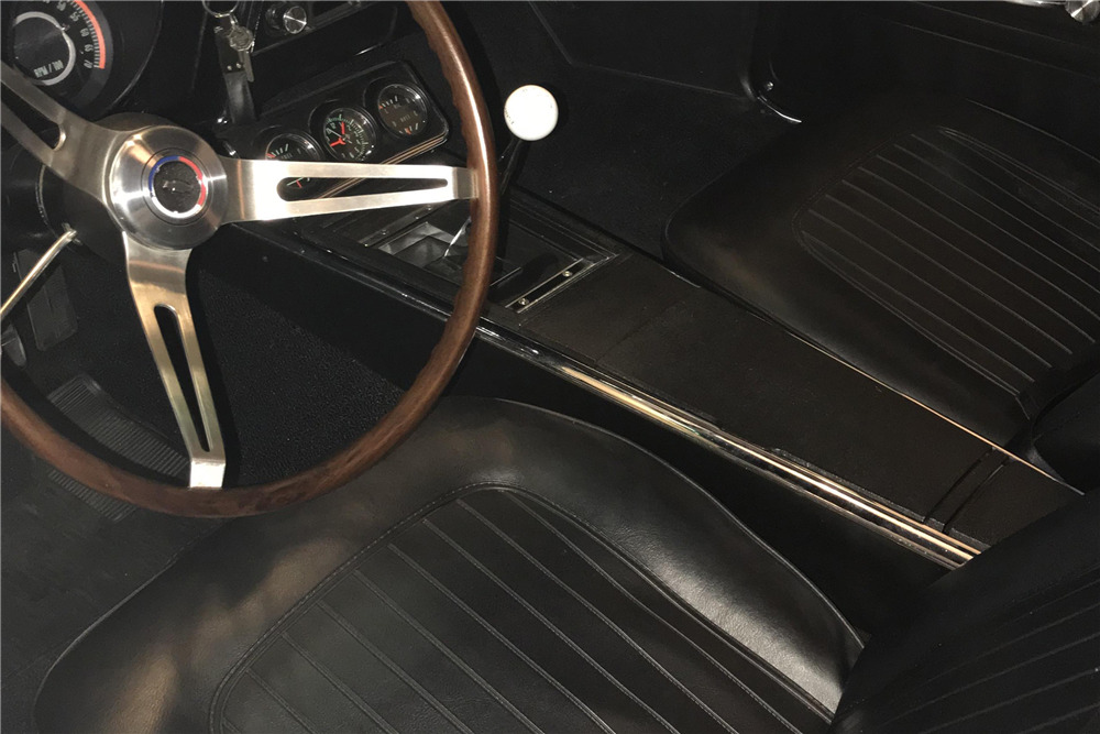 1967 CHEVROLET CAMARO SS CUSTOM COUPE - Interior - 213423