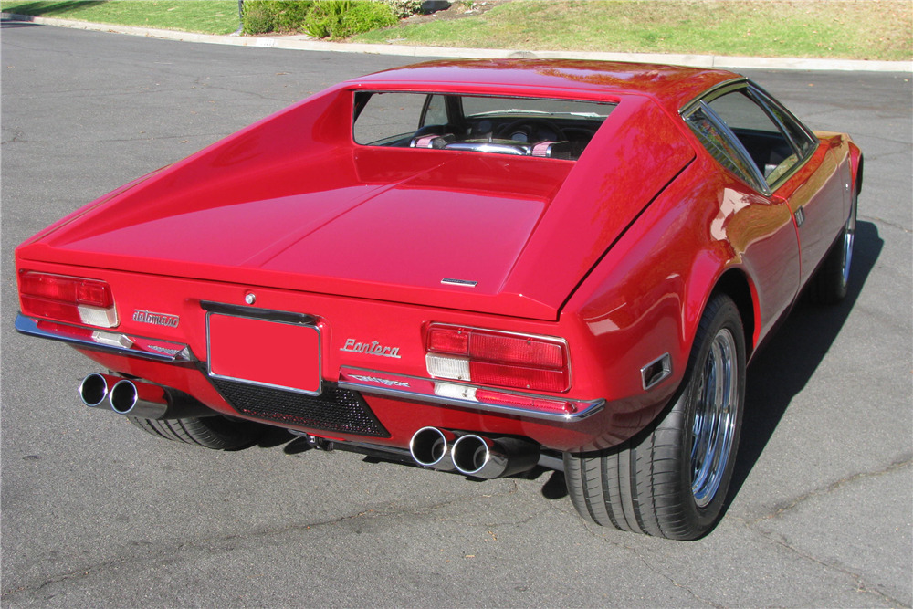 1971 PANTERA DE TOMASO COUPE - Rear 3/4 - 213735