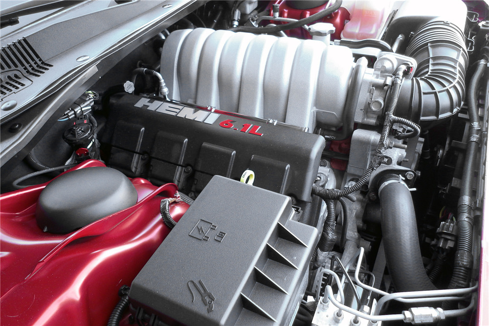 charger srt8 engine