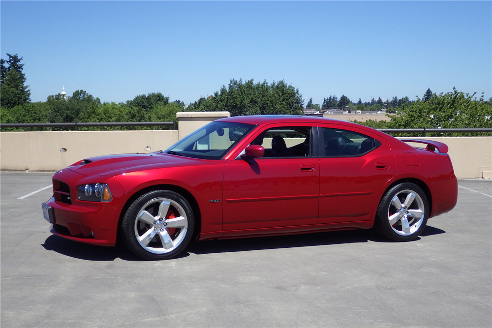 2006 DODGE CHARGER SRT8 - Side Profile - 213811