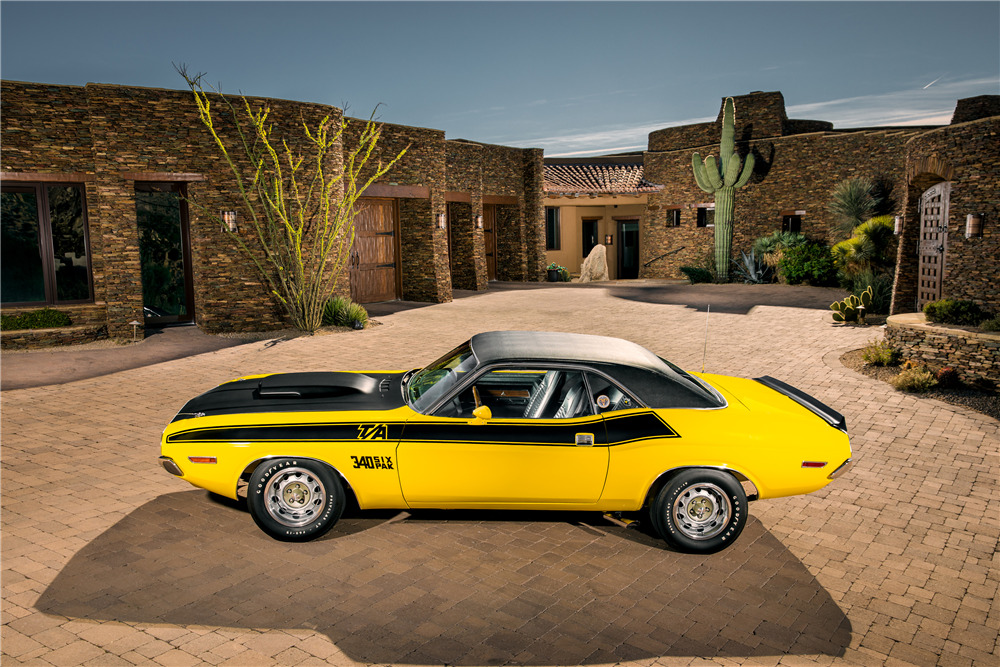 1970 DODGE CHALLENGER T/A 2 DOOR HARDTOP - Side Profile - 213839