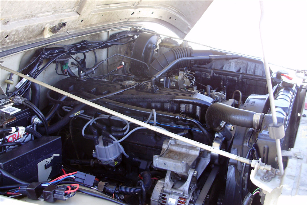 1992 JEEP WRANGLER CUSTOM 4X4 - Engine - 213863
