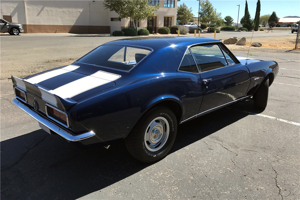1967 CHEVROLET CAMARO RS - Rear 3/4 - 213881