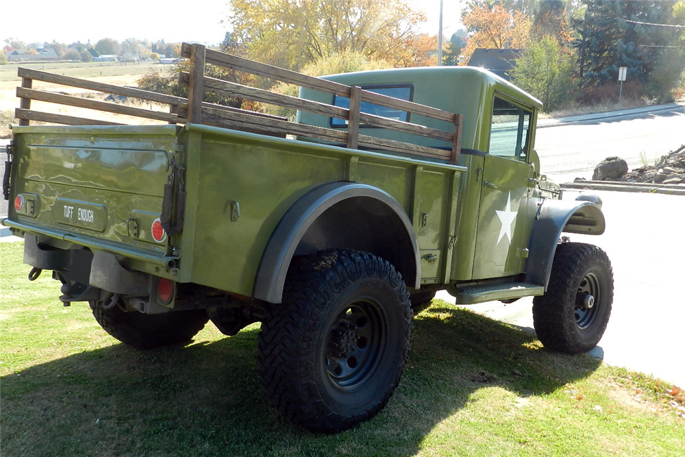 1953 DODGE M37 CUSTOM 4X4 - Rear 3/4 - 213885