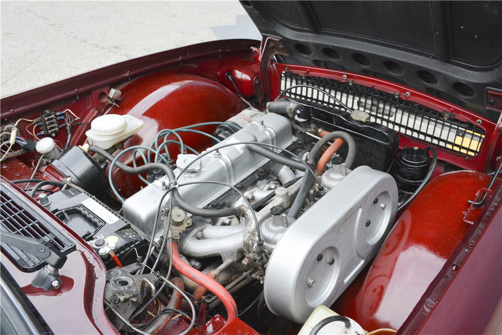 1974 TRIUMPH TR-6 CONVERTIBLE - Engine - 214269
