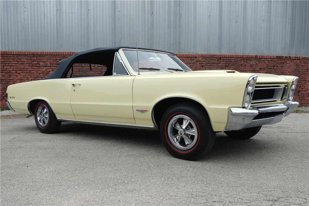 1965 PONTIAC GTO CONVERTIBLE - Front 3/4 - 214598