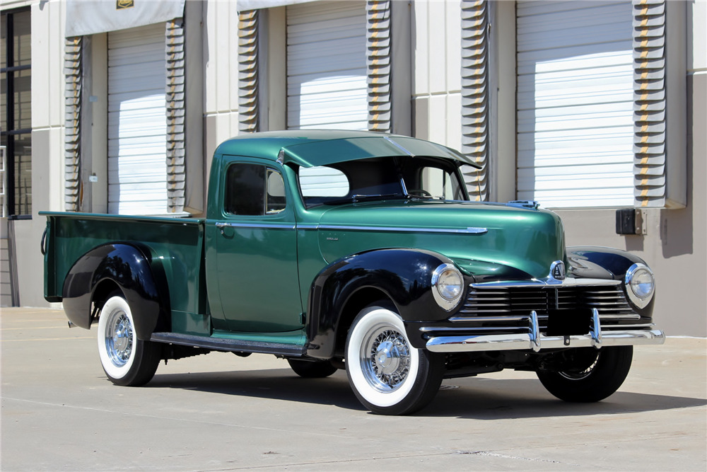 1946 HUDSON SUPER 6 PICKUP - Front 3/4 - 214622