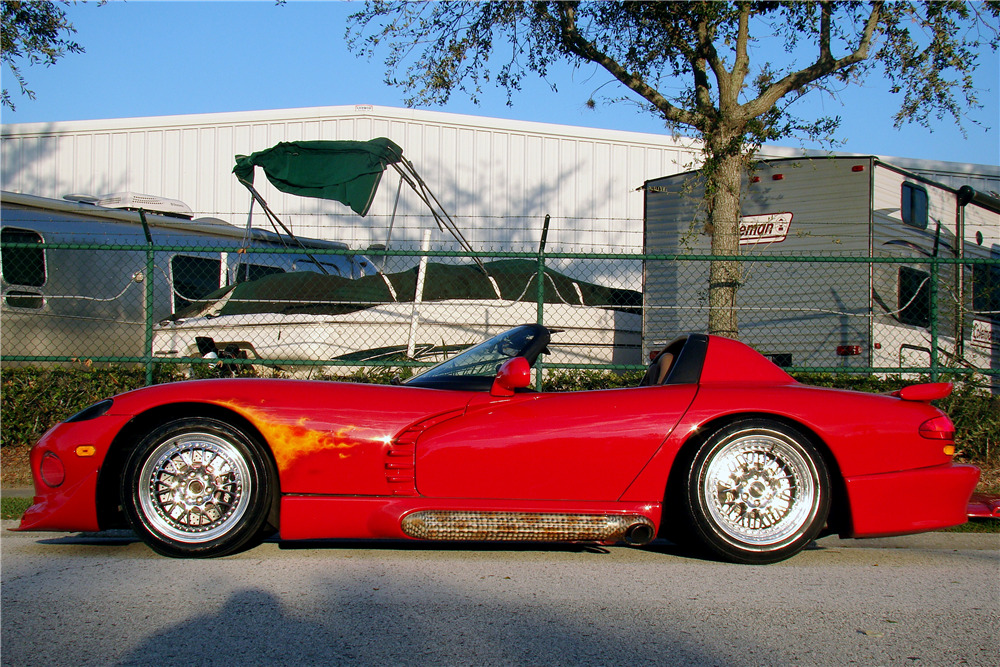 1995 DODGE VIPER RT/10 CUSTOM ROADSTER - Side Profile - 214706