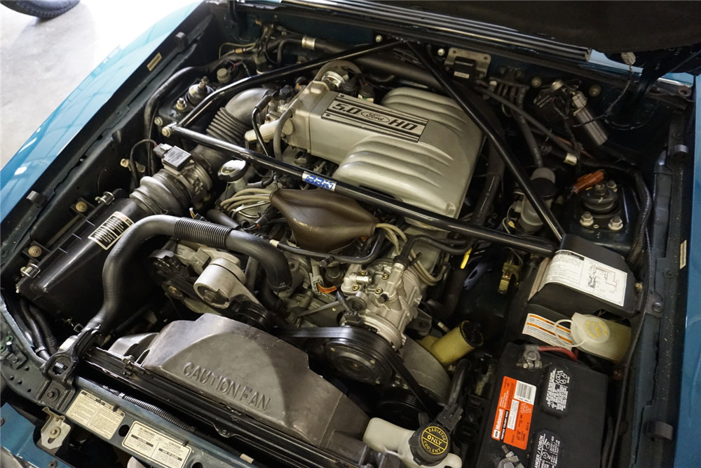 1993 FORD MUSTANG CONVERTIBLE - Engine - 214741
