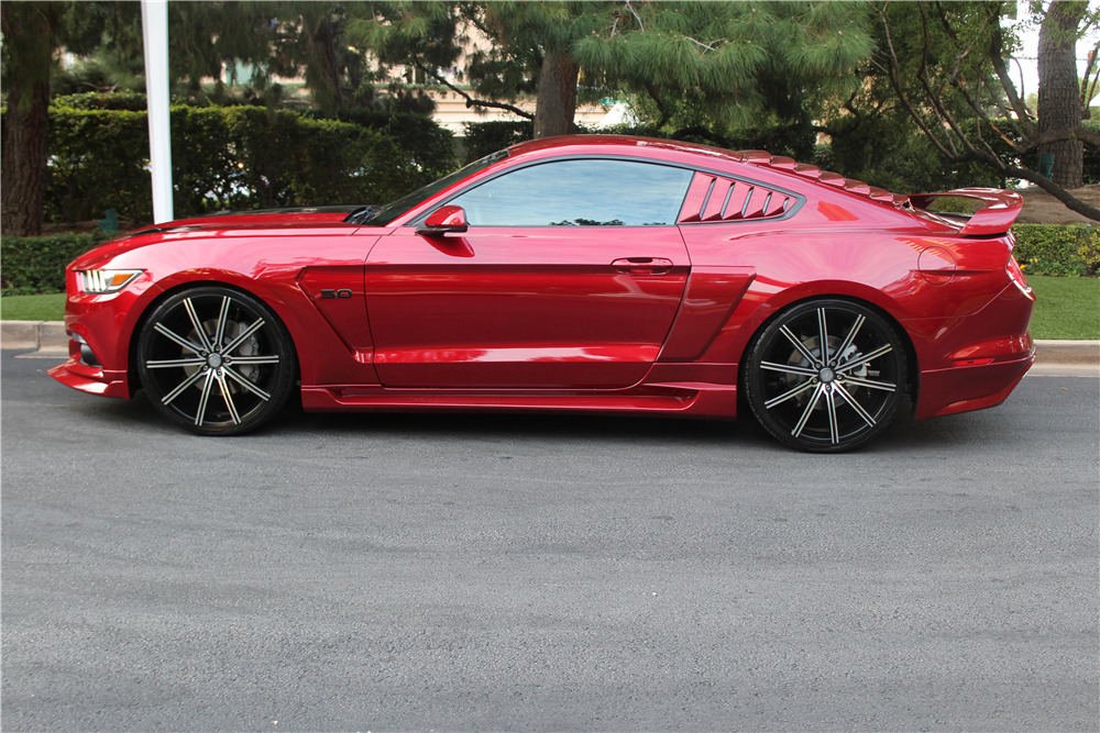 17 Ford Mustang Gt Custom Fastback 17 Ford Mustang Gt Custom Fastback