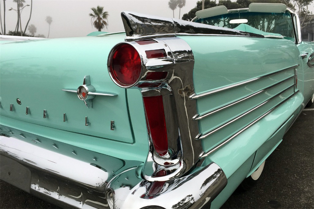 pics 1958 Oldsmobile Super 88 Convertible 1958 oldsmobile super 88 convertible