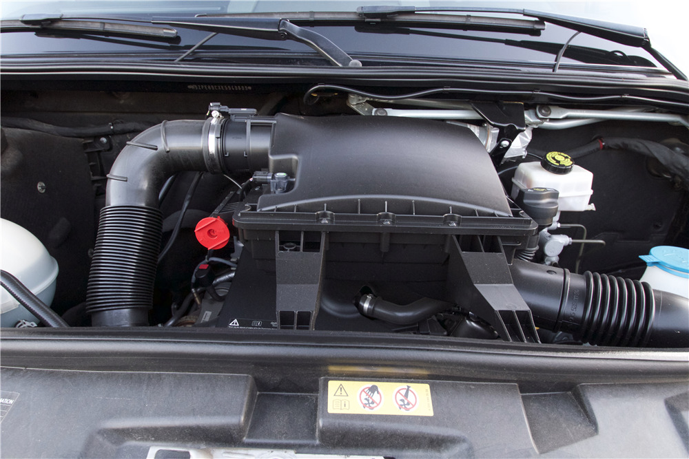 2014 MERCEDES-BENZ SPRINTER CONVERSION VAN - Engine - 215090