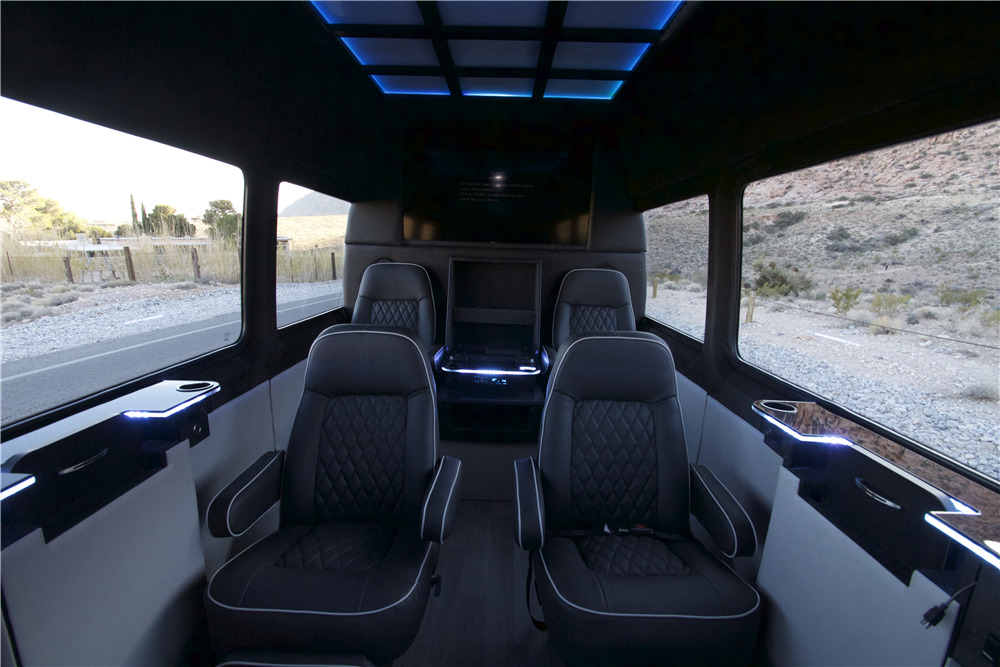 2014 MERCEDES-BENZ SPRINTER CONVERSION VAN - Interior - 215090