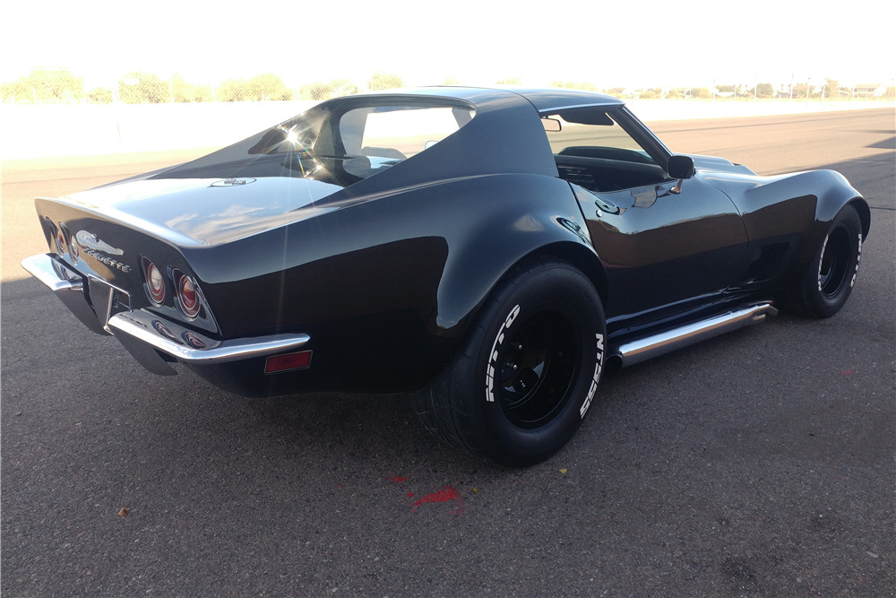 1973 CHEVROLET CORVETTE CUSTOM COUPE - Rear 3/4 - 215106