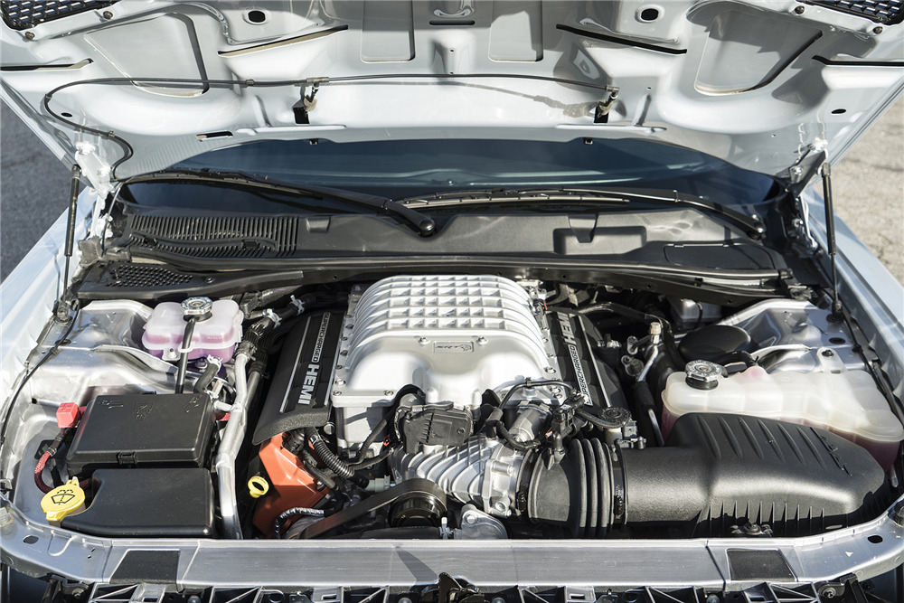 2016 DODGE CHALLENGER HELLCAT - Engine - 215119