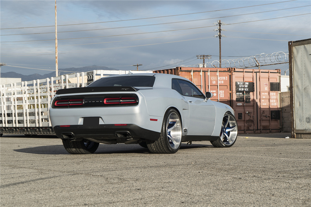 2016 DODGE CHALLENGER HELLCAT - Rear 3/4 - 215119