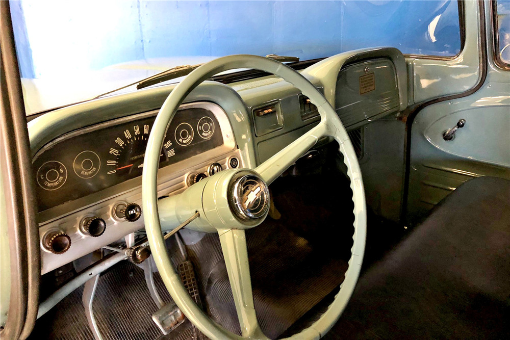 1960 CHEVROLET APACHE PICKUP - Interior - 215140