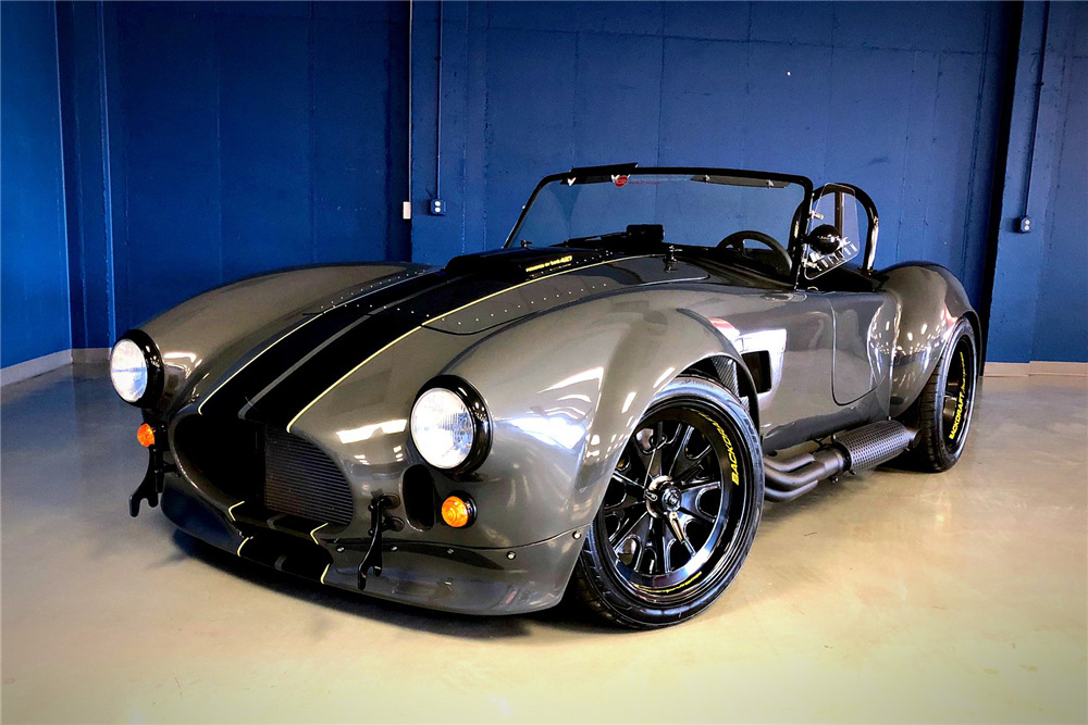 1965 COBRA  BACKDRAFT ROADSTER - Front 3/4 - 215160