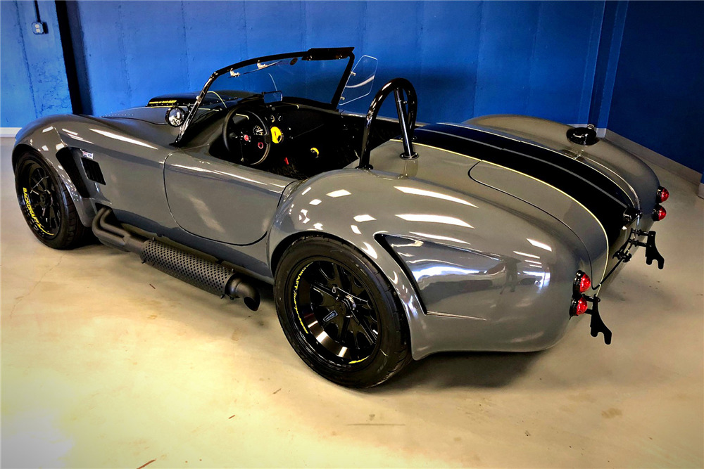 1965 COBRA  BACKDRAFT ROADSTER - Rear 3/4 - 215160