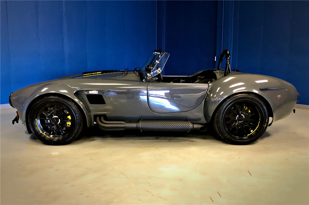 1965 COBRA  BACKDRAFT ROADSTER - Side Profile - 215160