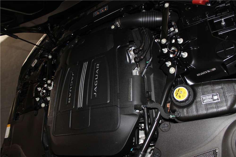 2015 JAGUAR F-TYPE - Engine - 215274