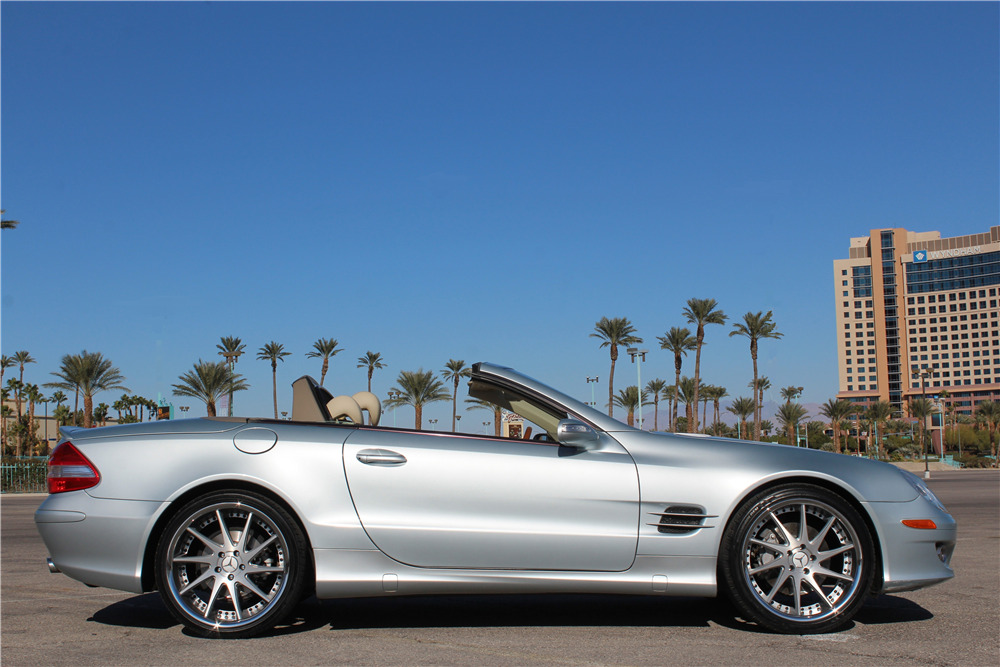 2007 MERCEDES-BENZ SL550 CONVERTIBLE - Side Profile - 215298