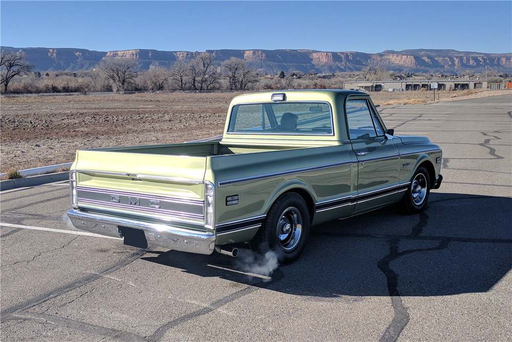 1971 GMC C10 CUSTOM PICKUP - Rear 3/4 - 215861