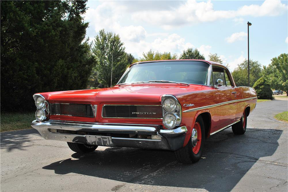 1963 PONTIAC CATALINA 2 DOOR - Front 3/4 - 215888