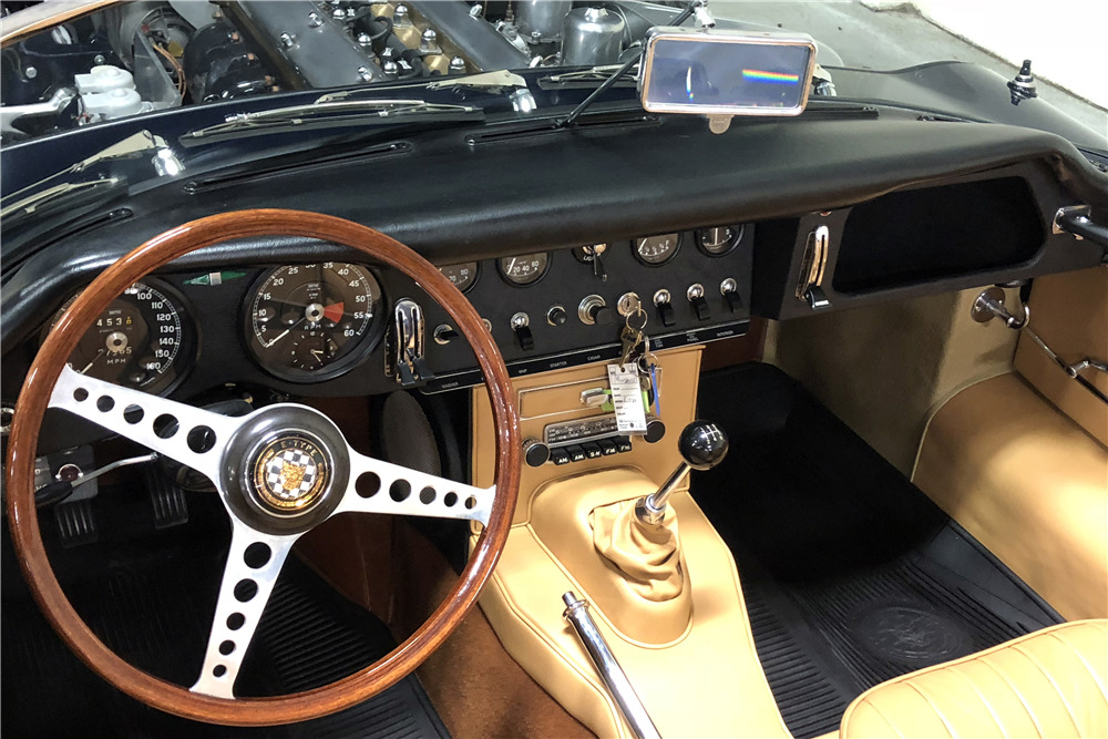 1967 JAGUAR E-TYPE ROADSTER - Misc 5 - 215890