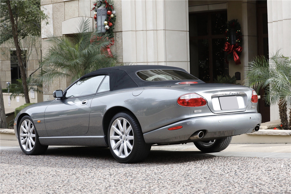 2005 JAGUAR XK8 CONVERTIBLE - Rear 3/4 - 215949