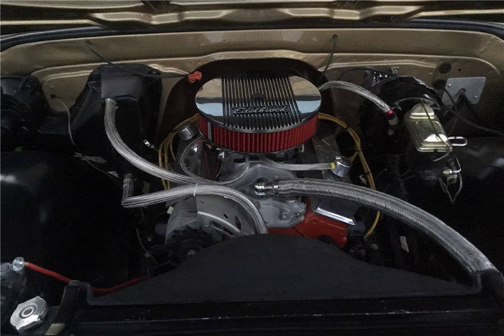 1970 CHEVROLET C-10 PICKUP - Engine - 215988
