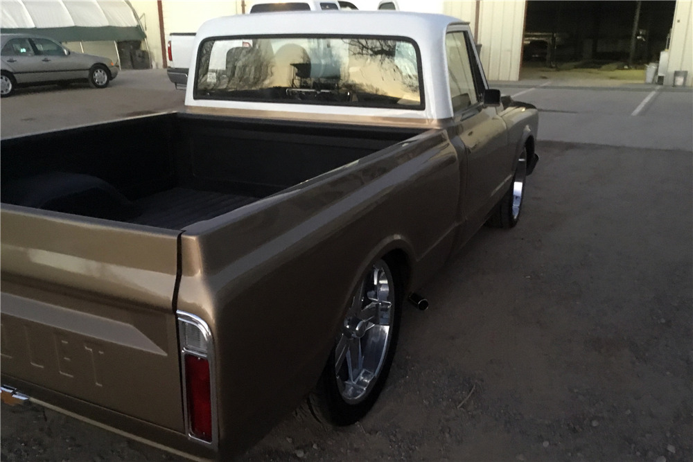 1970 CHEVROLET C-10 PICKUP - Rear 3/4 - 215988