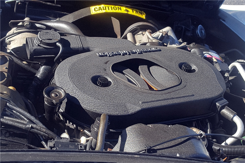 1982 CHEVROLET CORVETTE - Engine - 216148